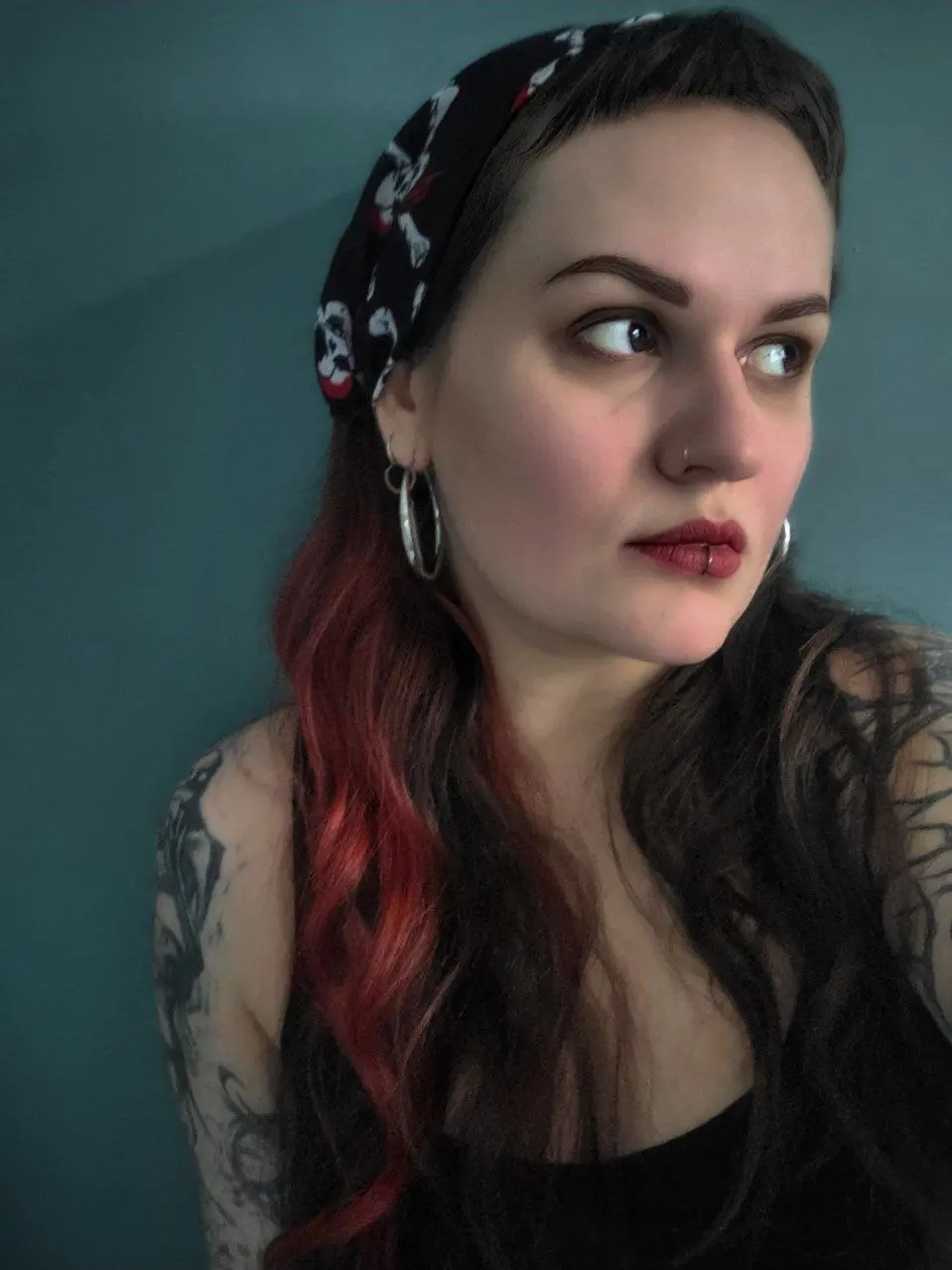 Спасибо за отзыв коллега❤️
Монотонно ножом точу карандаши.
Сублимационная моторика после трёхчасовой супервизии @Psymaksim .
.. | Сетка — социальная сеть от hh.ru