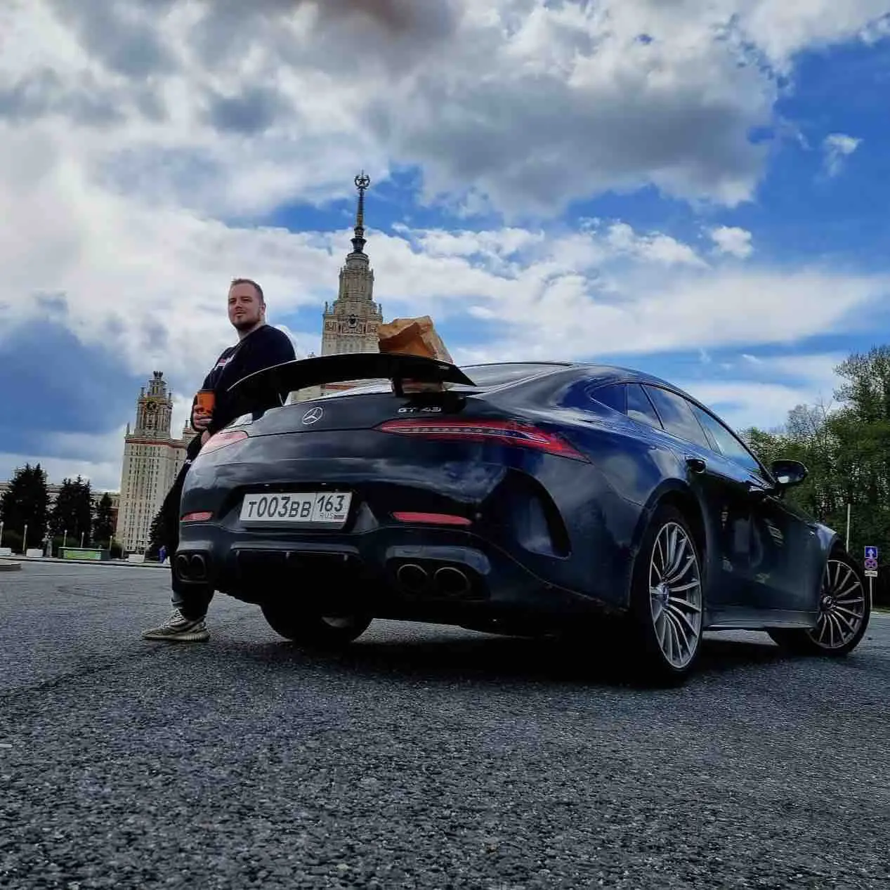 Network member avatar