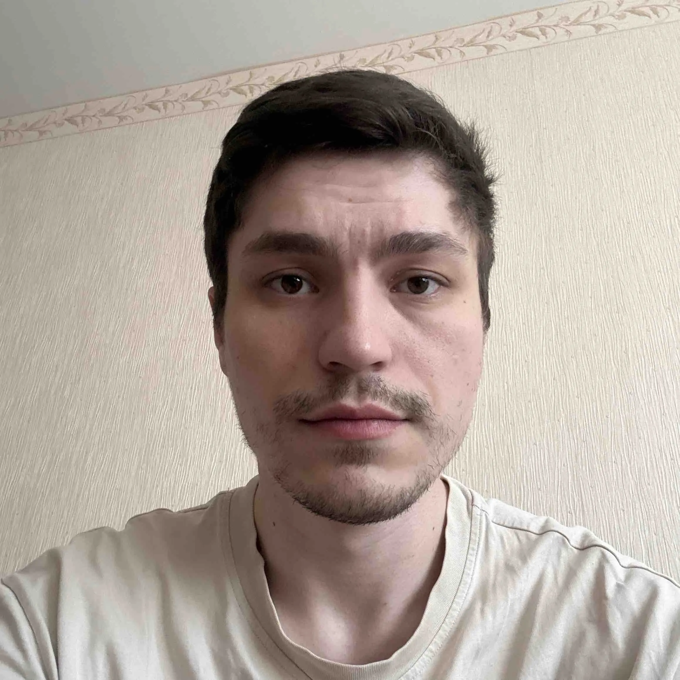 Роман Хлопушин