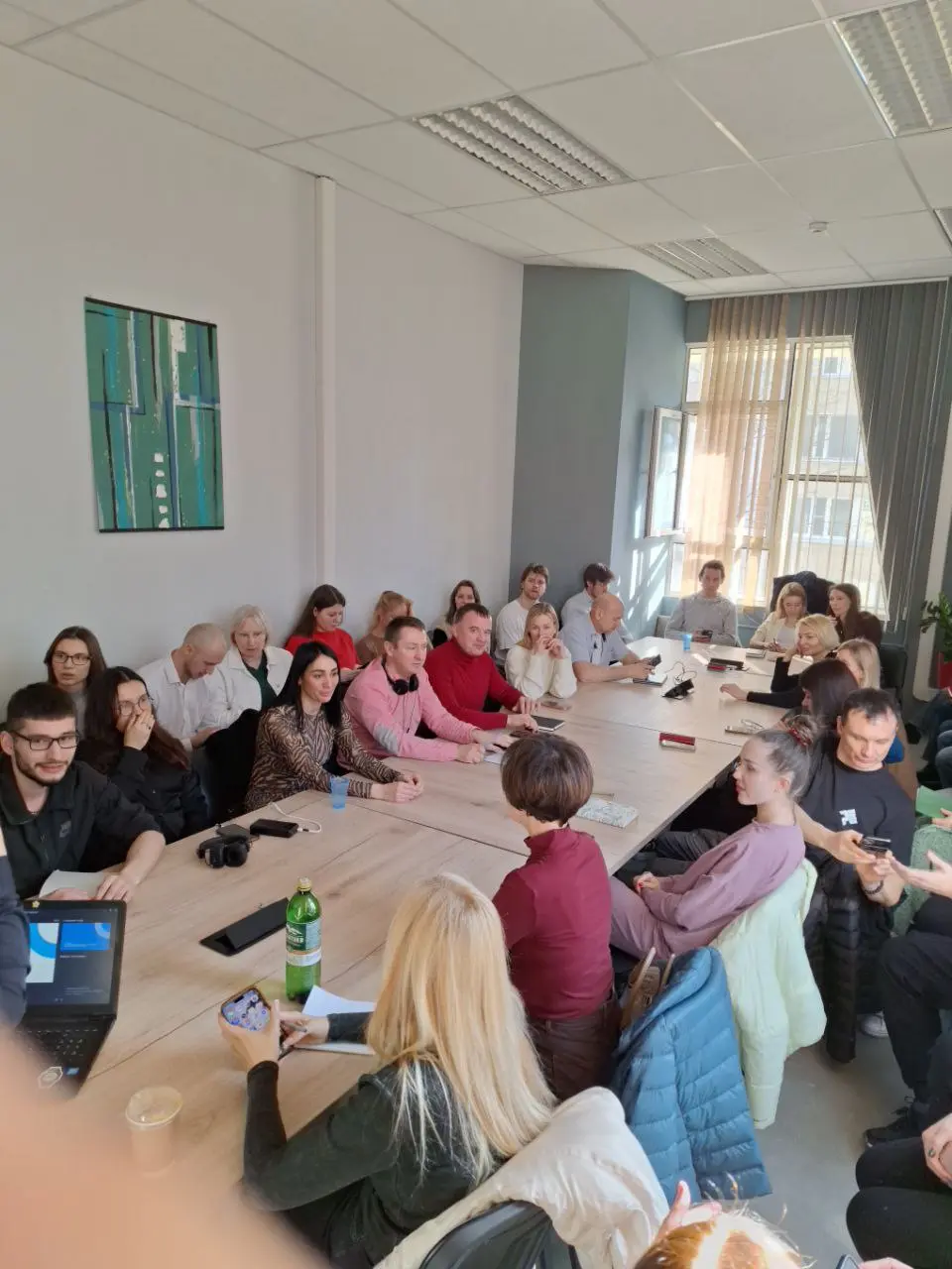 Второе занятие в Школе подготовки коммерческих брокеров! 🎉
Атмосфера была просто огонь: полный зал мотивированных участников, мощный поток энергии и интересный, насыщенный контент! Всего второе заняти... | Сетка — социальная сеть от hh.ru