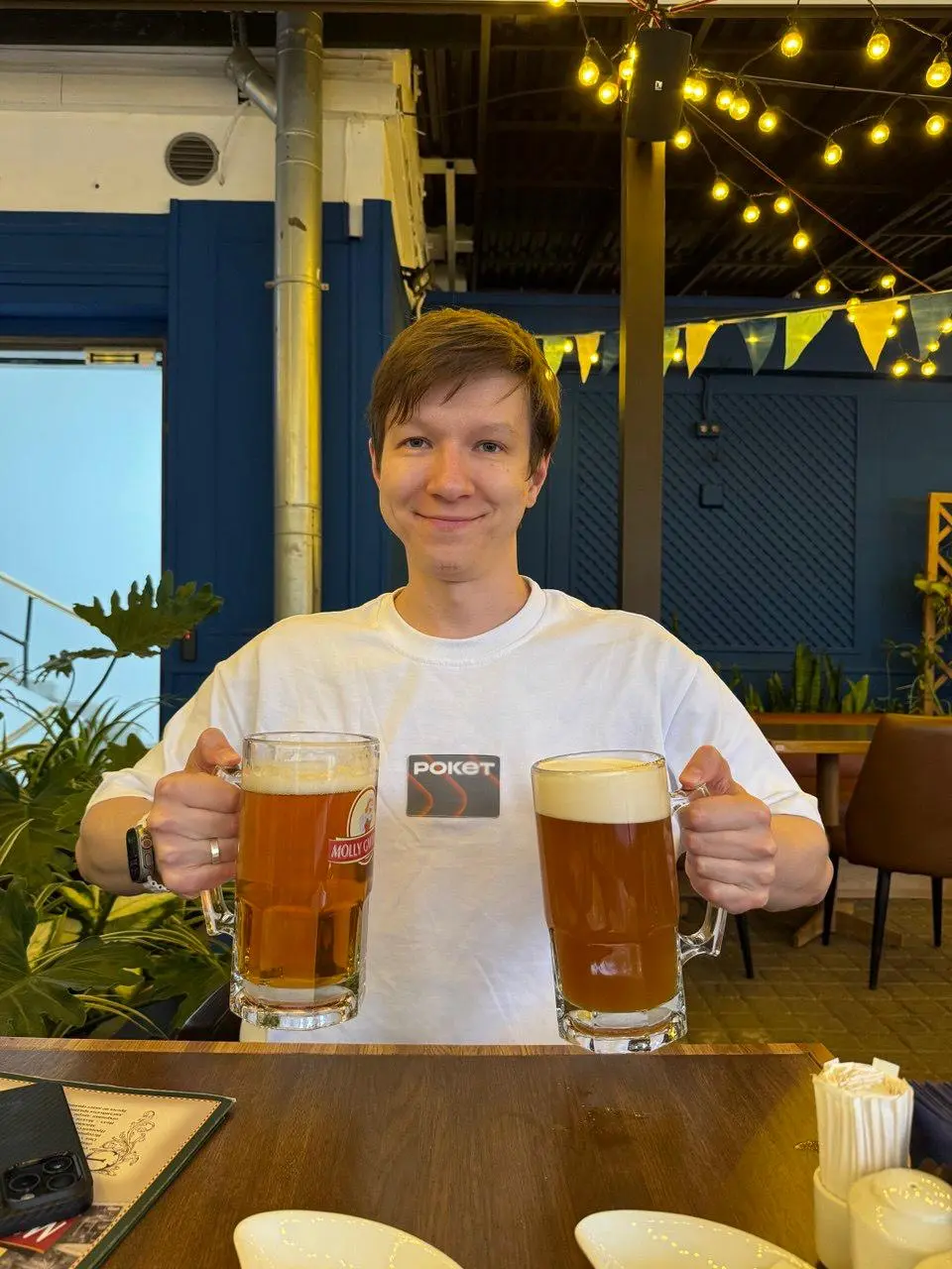 🛂 Два лучше одного
На днях общался с подругой, которая не живет в РФ. В разговоре выяснилось, что у неё нет второго загранпаспорта | Сетка — социальная сеть от hh.ru