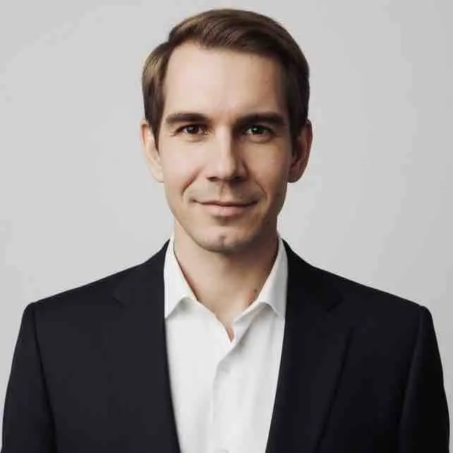 Сергей Кузьмичев