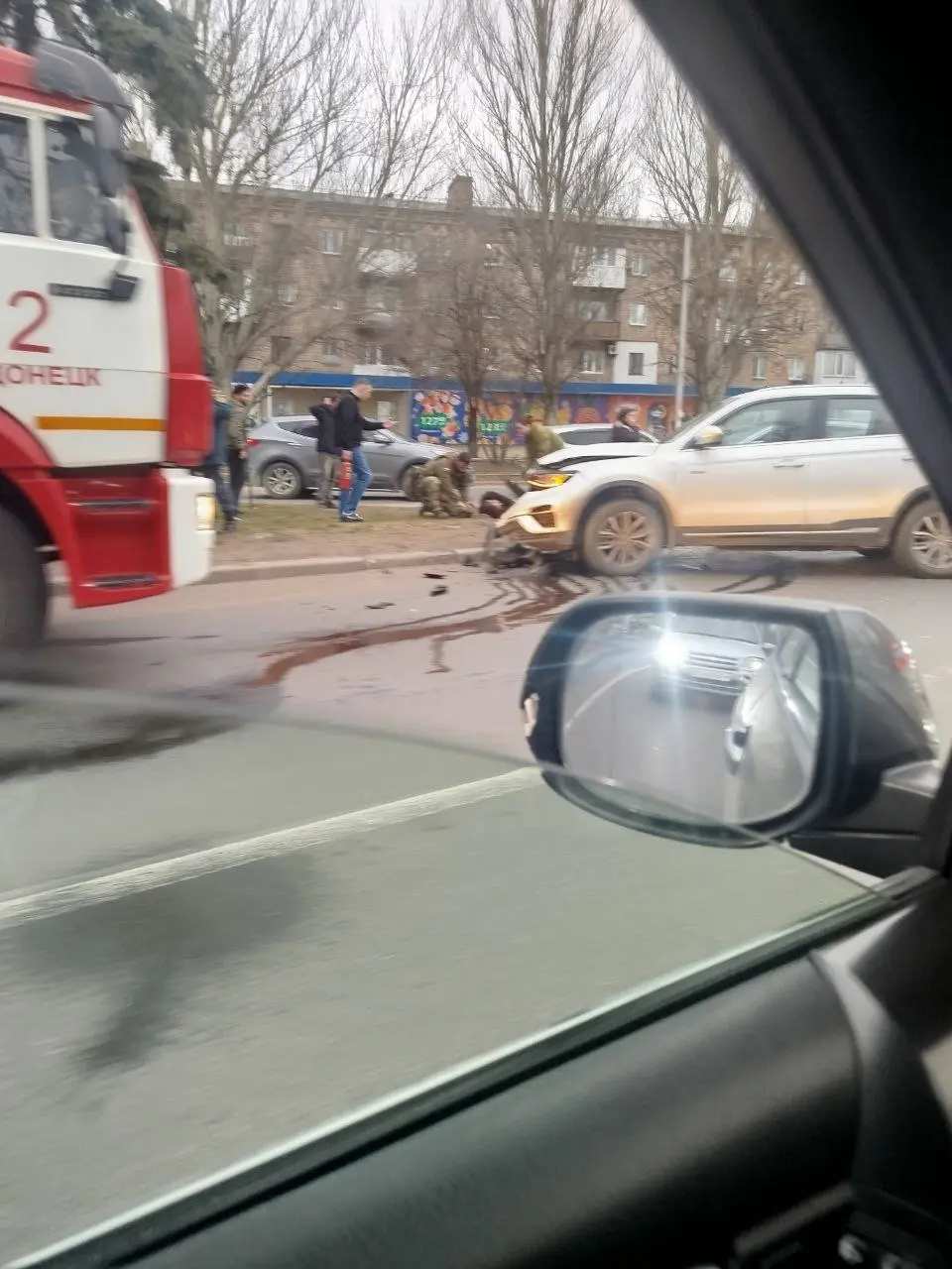 Пересечение Куйбышева и Богуславских страшное ДТП с пострадавшими.
Проезд немного затруднён, работают МЧС | Сетка — социальная сеть от hh.ru