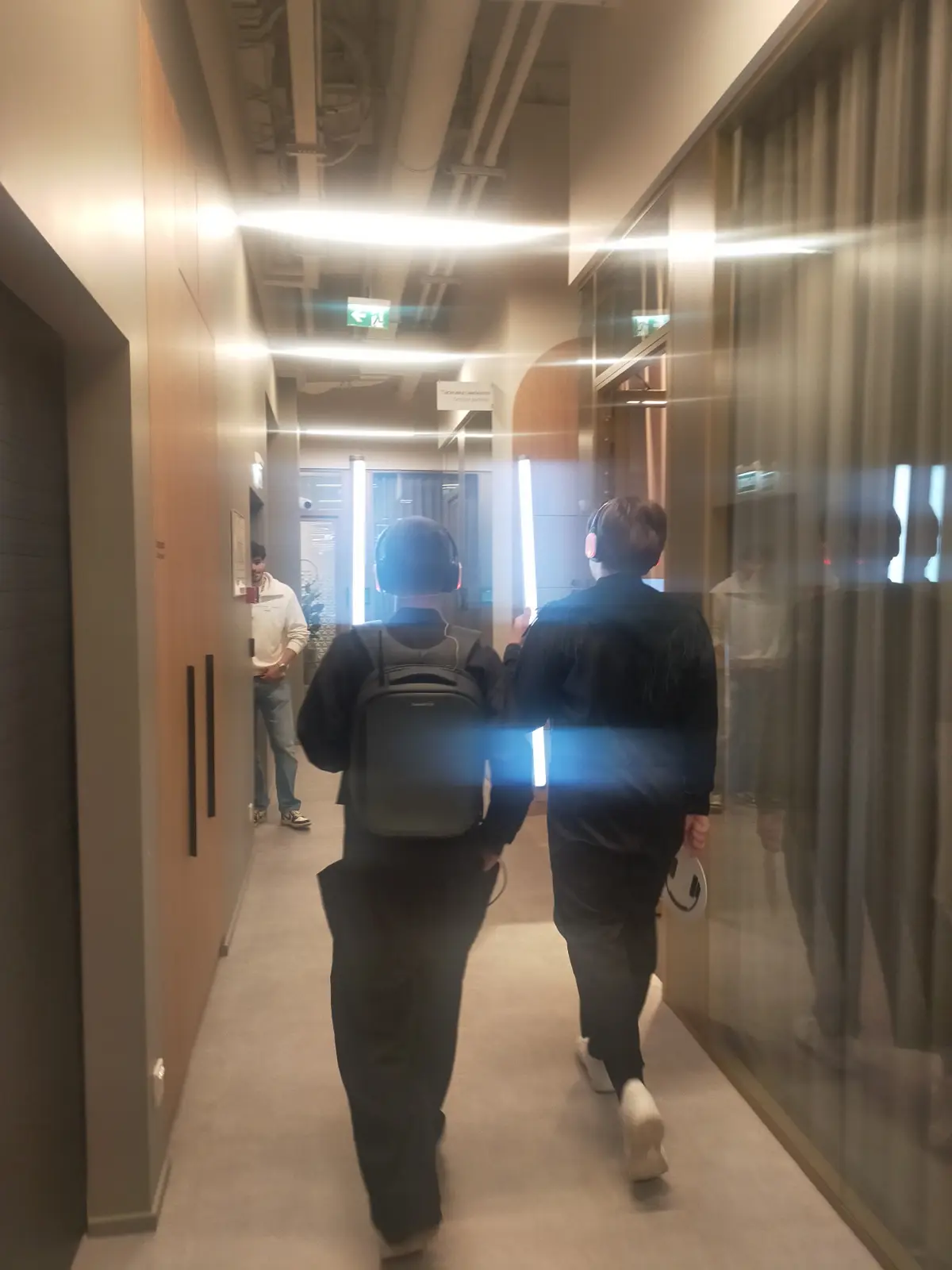 По реке времени с Яндекс
PS у нас всё ещё позади 😁😁😁🧡🧡🧡
#опытнабираю #опытныйдиректор
#яндекс #yandex #офисяндекс #золотухина #дарьязолотухина #москоусити #экскурсия | Сетка — социальная сеть от hh.ru