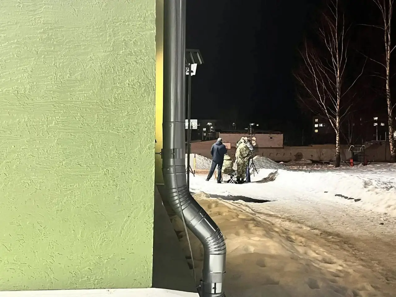 В Костроме обнаружили обломки БПЛА рядом со школой.
Жителей эвакуируют.
Об этом сообщил губернатор Костромской области Сергей Ситников | Сетка — социальная сеть от hh.ru