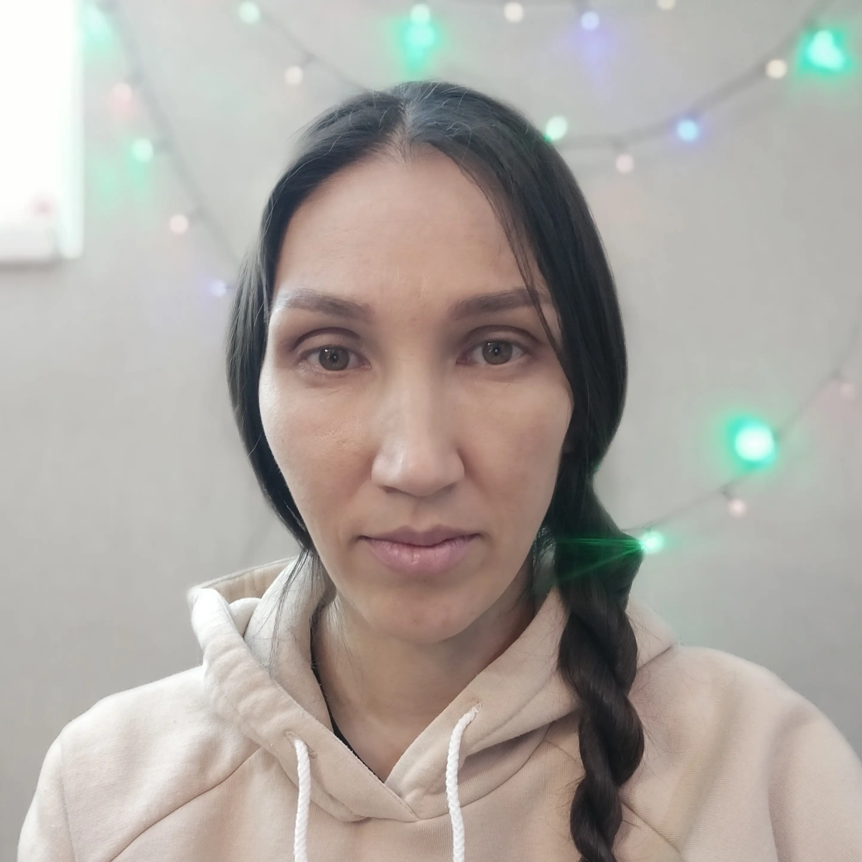 Гюльнара Чам