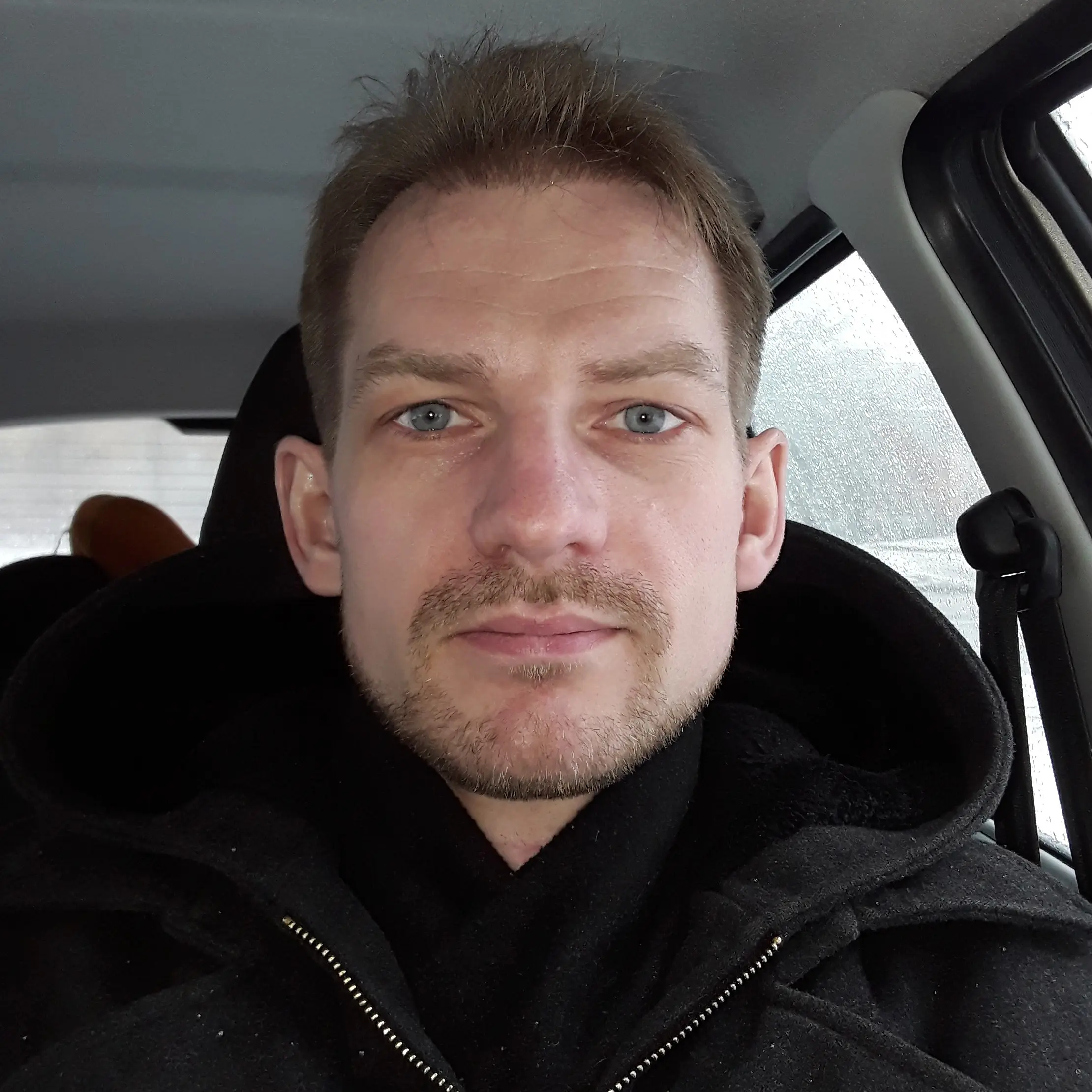 Алексей Леамирд