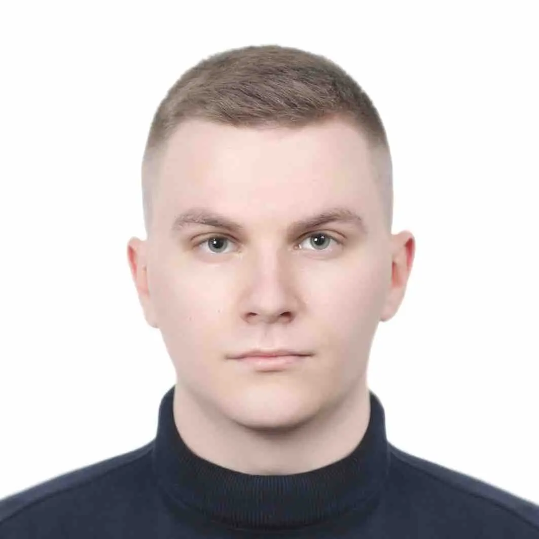 Илья Кувшинов