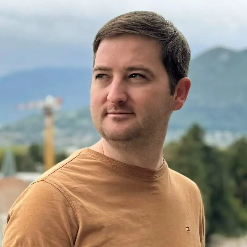 Максим Корнеев | Сетка — социальная сеть от hh.ru