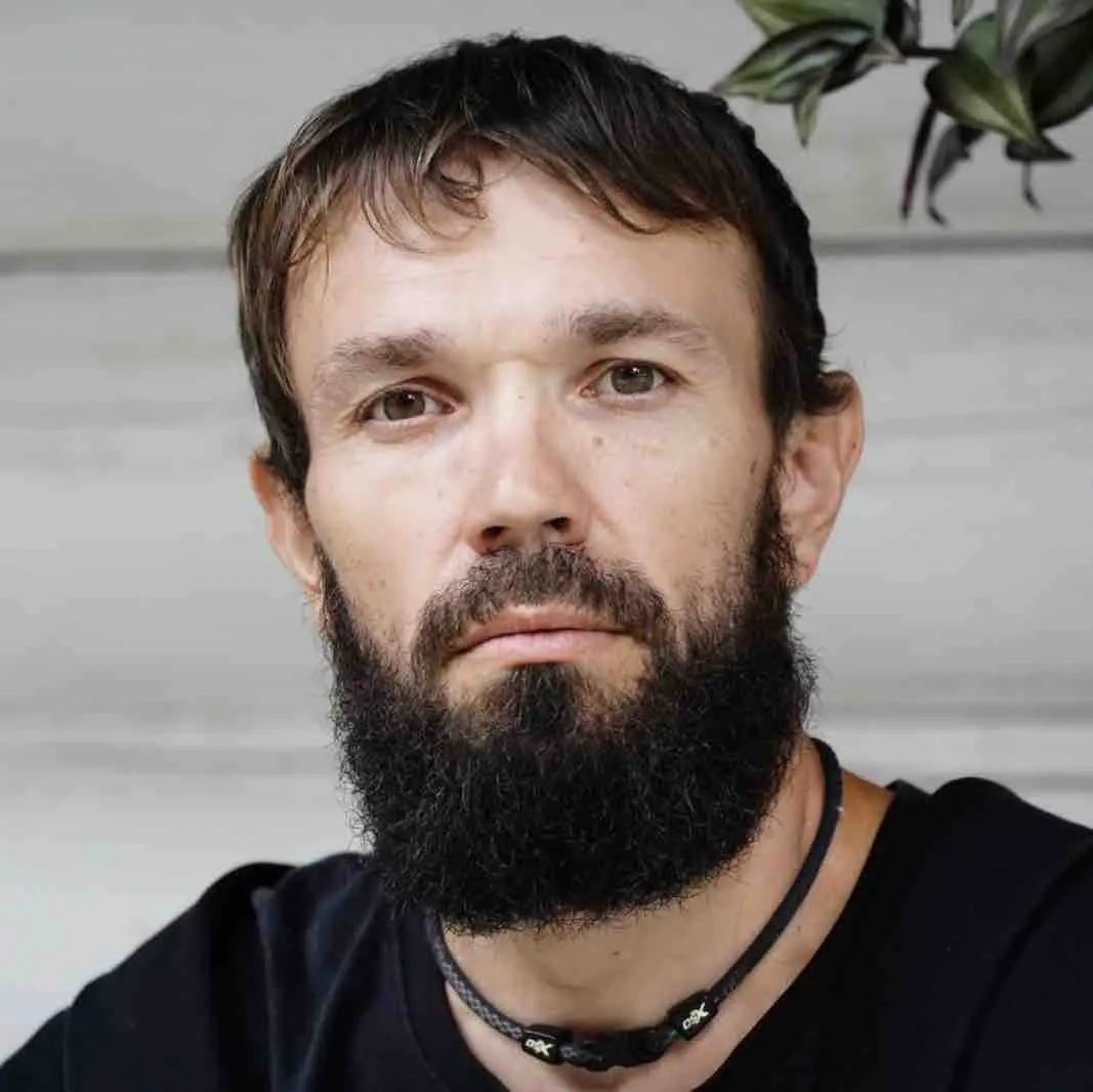 Илья Гладких