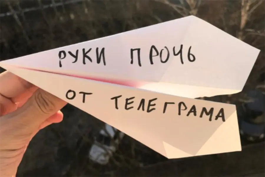 #философия
Я остаюсь в ТГ, скоро будет много полезного, профессионального контента по продажам в канале!
В Max по личным вопросам и блогингу не пойду, слишком кринжово его навязывают.
Бог им судья!
P | Сетка — социальная сеть от hh.ru