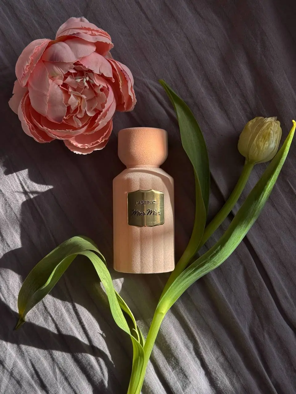 Почему твоя кожа пахнет весной? 🌸Потому-что у меня появился новый аромат от Faberlic>у него изысканный флакон в бархатном исполнении❤️нежный сливочно-гурманский аромат с нотками кокоса | Сетка — социальная сеть от hh.ru