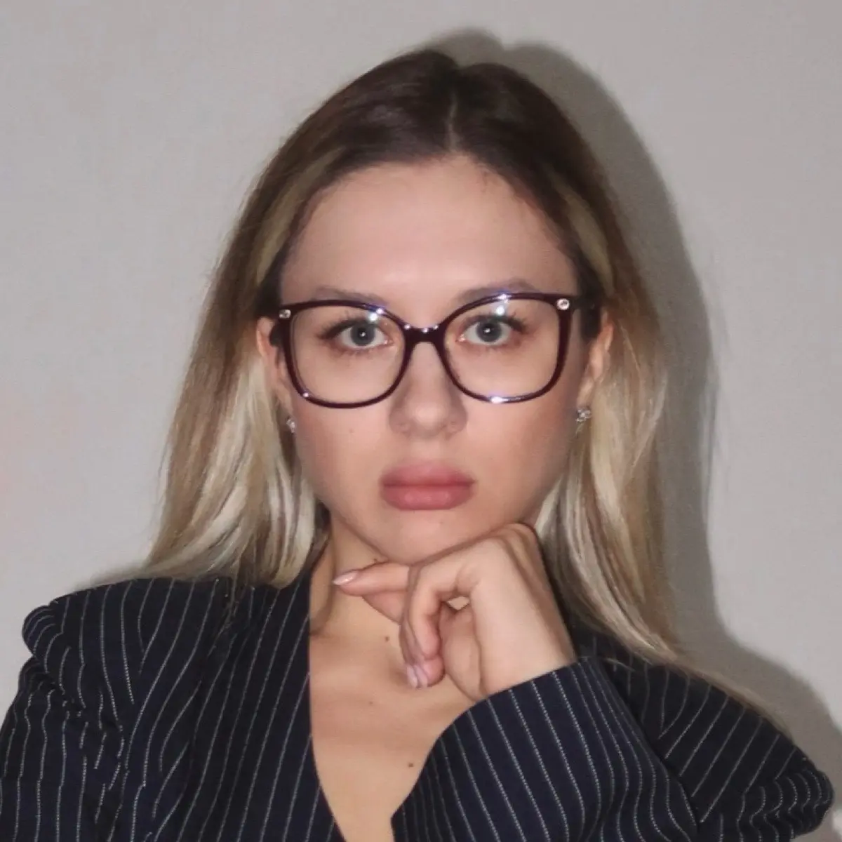 Алина Захарова | Сетка — социальная сеть от hh.ru