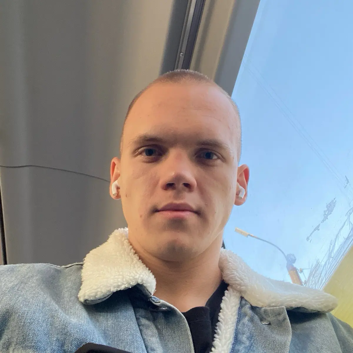 Кирилл Братанов
