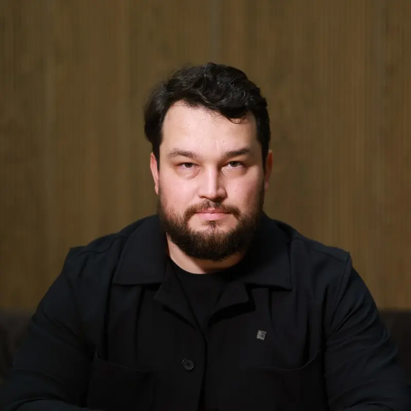 Никита Леонов