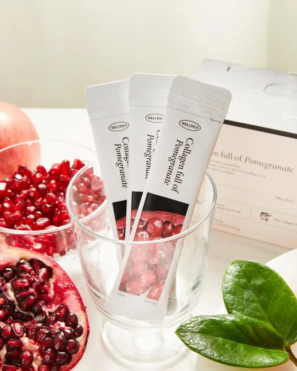 Дизайн, который выделил продукт на полке
Пока большинство производителей коллагена делают упаковку в традиционно медицинском стиле или с ярким уклоном южнокорейский уклоном, команда бренда WELLINUS, к... | Сетка — социальная сеть от hh.ru