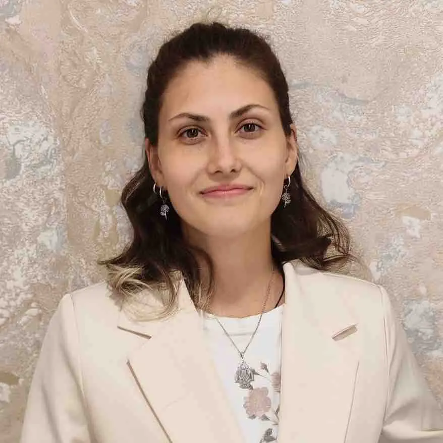 Алёна Головачева