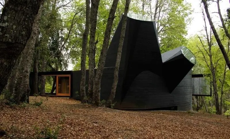 Чилийский архитектор Smiljan Radić в этом году получил Pritzker Prize.
Проекты на границе архитектуры и искусства | Сетка — социальная сеть от hh.ru