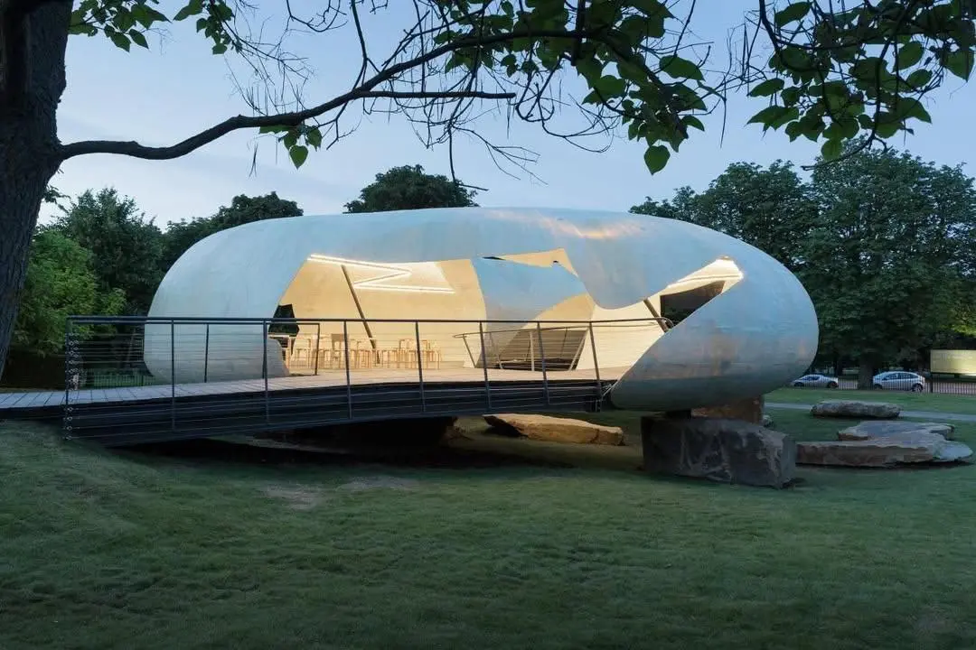 Чилийский архитектор Smiljan Radić в этом году получил Pritzker Prize.
Проекты на границе архитектуры и искусства | Сетка — социальная сеть от hh.ru