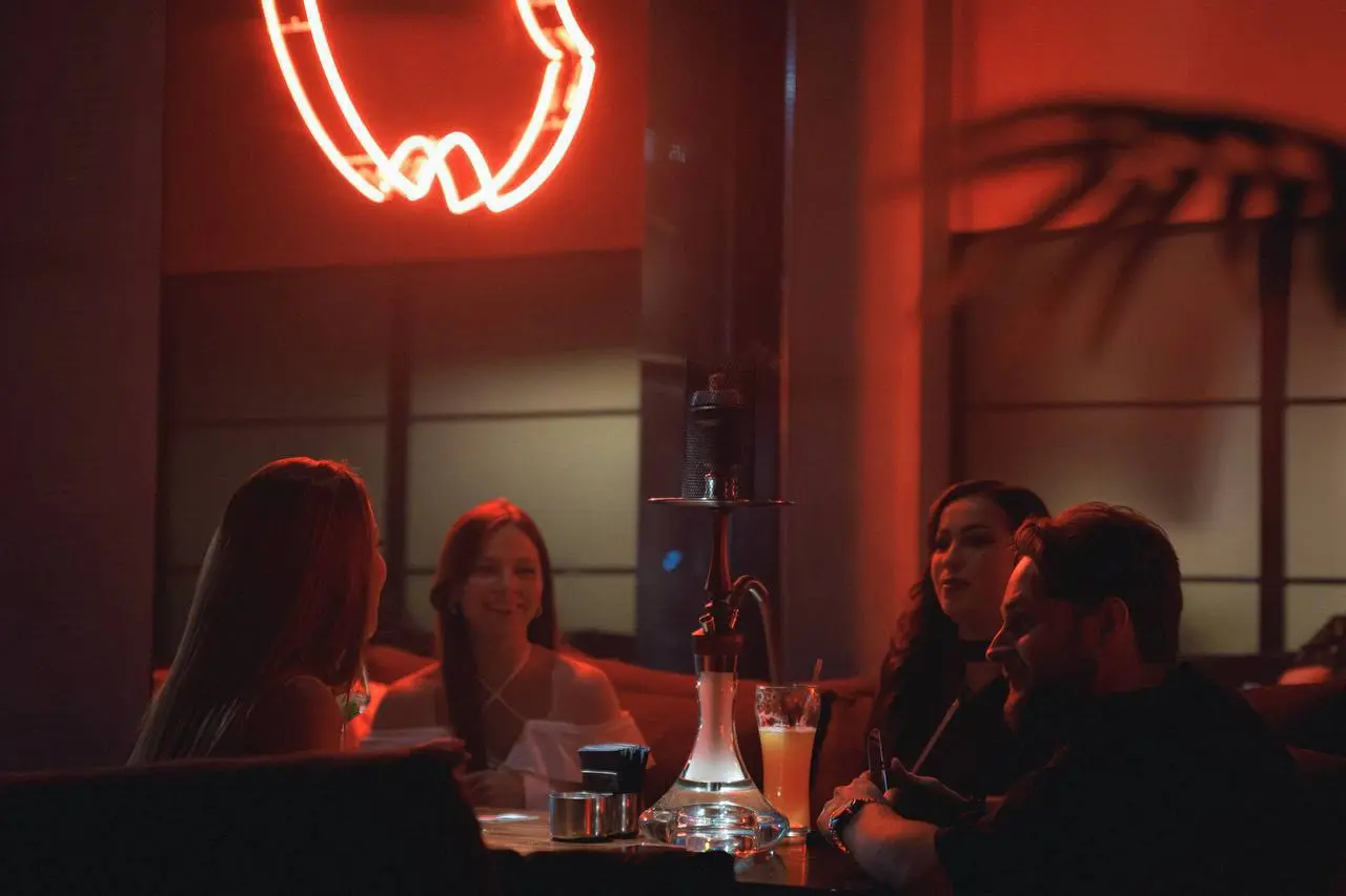 ОФИЦИАНТ
От 7 000₽/смена + чаевые
HOOKAH PLACE KARMA
• Реутов, м. Новокосино
• Рестораны/Кафе
• @xylise
В этом посте были ссылки, но мы их удалили по правилам Сетки | Сетка — социальная сеть от hh.ru