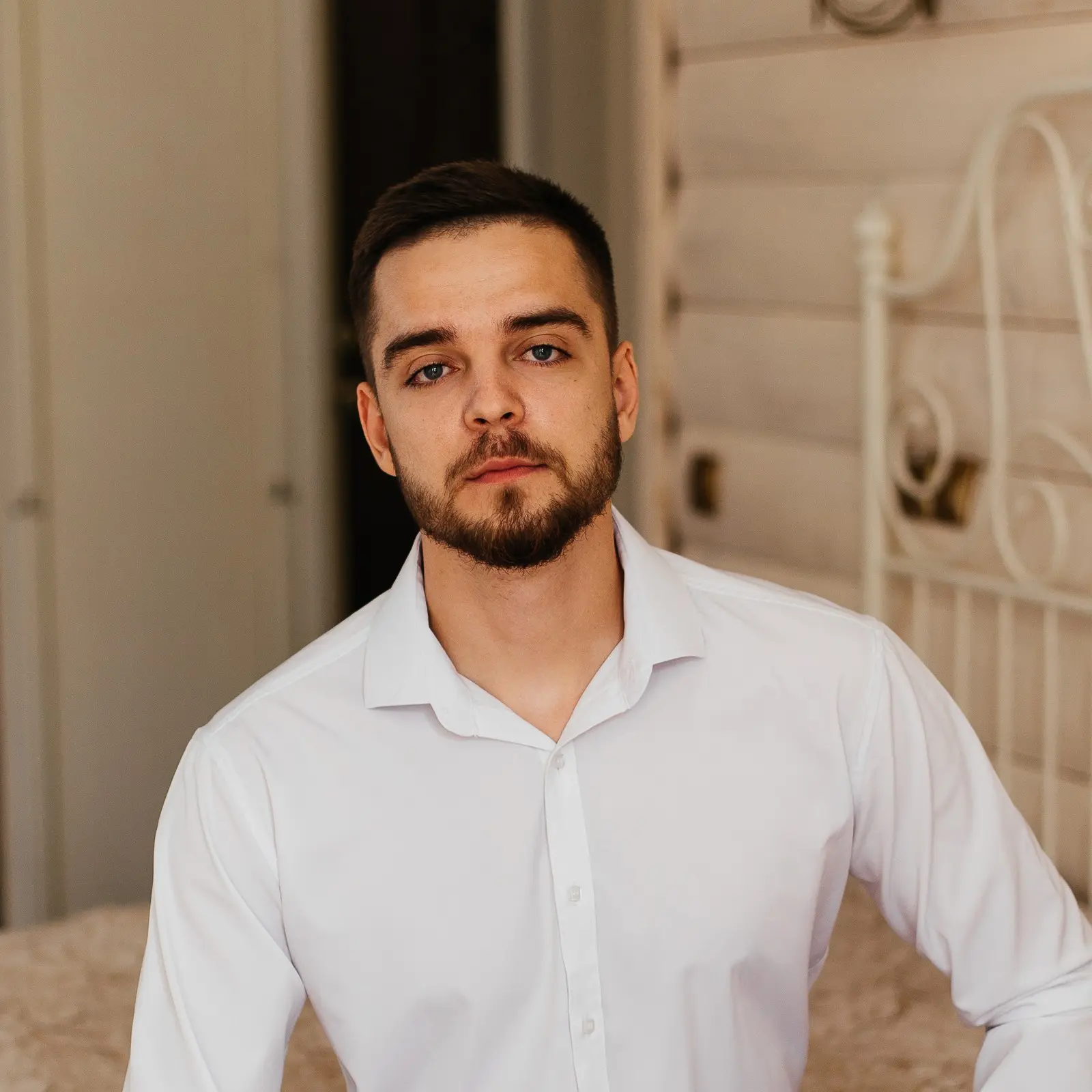 Владимир Сухов