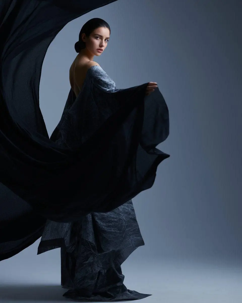 😭ЖДАЛИ КРАСОТУ, ПОЛУЧИЛИ ХЗ
Midjourney выкатили V8 — и это не апгрейд, а американские горки: где-то взлетаешь, где-то падаешь 🎢
Что реально круто?
• 🚀 Скорость × 5: генерация летает так, что не успева... | Сетка — социальная сеть от hh.ru