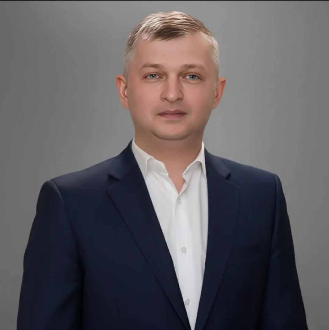 Знакомьтесь! Сегодня представляю управленца в продажах с 18-летним стажем в «тяжелом» секторе: строительные материалы, металлургия, B2B | Сетка — социальная сеть от hh.ru