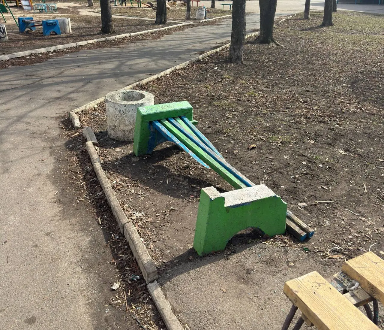 Состояние лавочек в парке на Гвардейке. | Сетка — социальная сеть от hh.ru