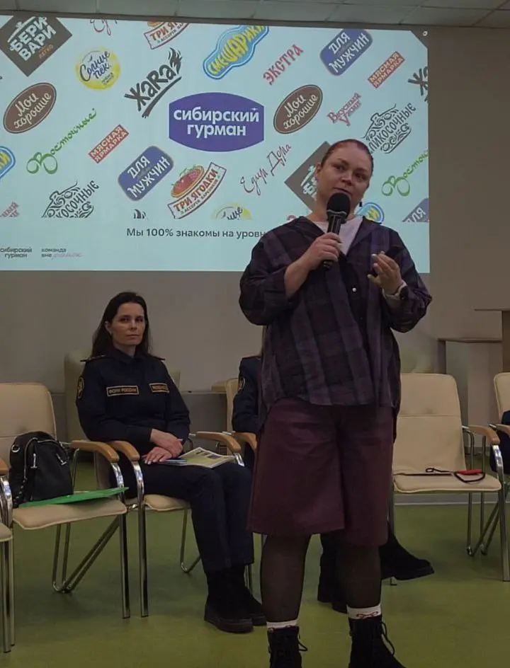 Знакомим будущих коллег с «Сибирским Гурманом»: итоги Дня карьеры в Университете биотехнологий 🌾
18 марта мы побывали в Университете биотехнологий | Сетка — социальная сеть от hh.ru