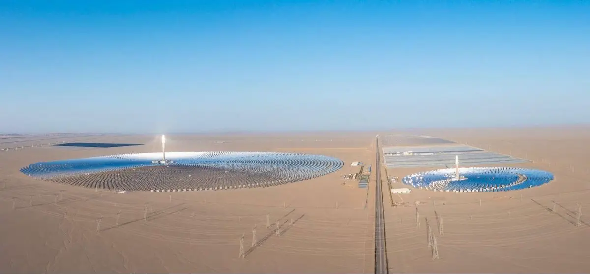 ☀️ Первая в мире солнечную станцию с двумя башнями в Китае | Сетка — социальная сеть от hh.ru