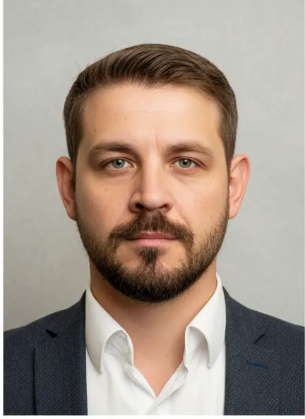 Артем Уваров