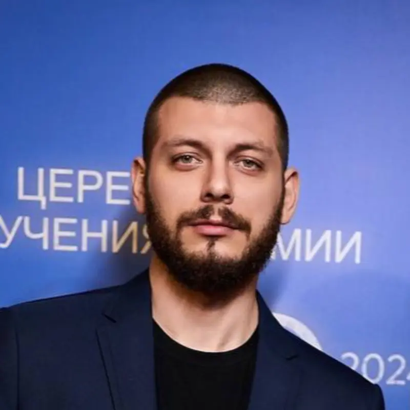 Виктор Масленников | Сетка — социальная сеть от hh.ru