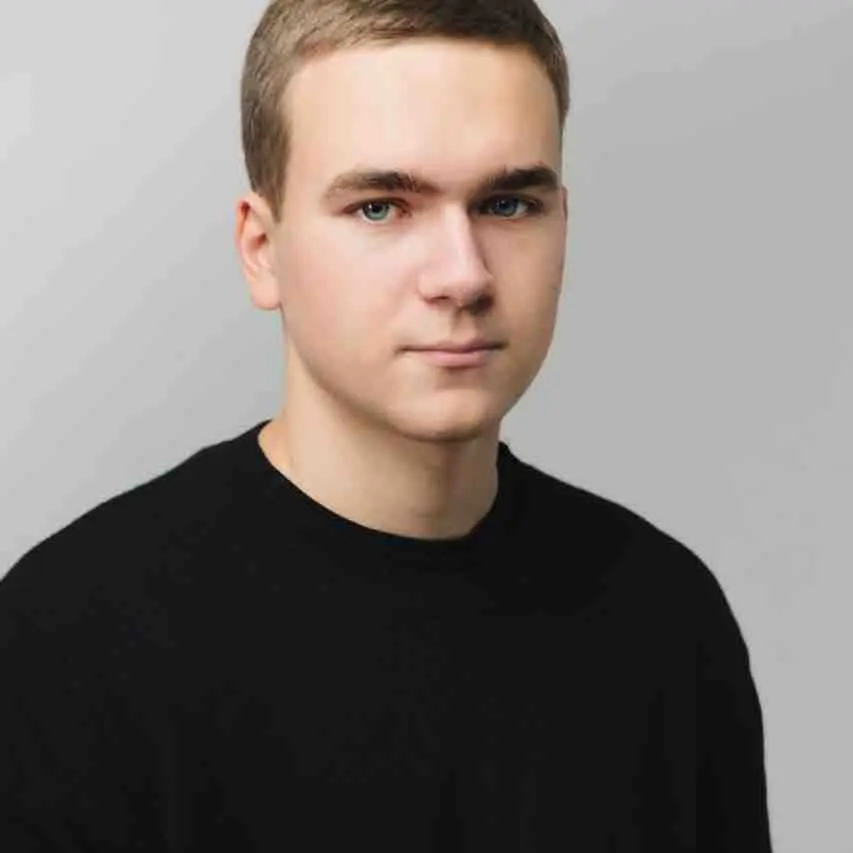 Егор Майер