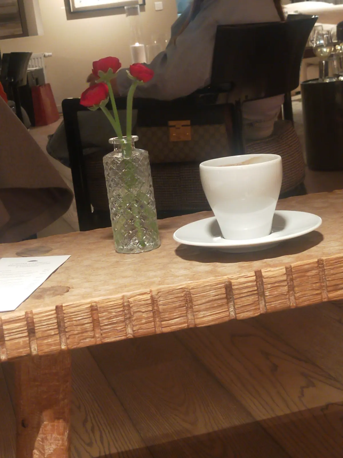 Как слелать себе вечер пятницы? -> Соединить пластинки джаз и крепкий кофе 🧡🧡🧡
#джаз #пластинки #пластинкикрутятся #пятница | Сетка — социальная сеть от hh.ru