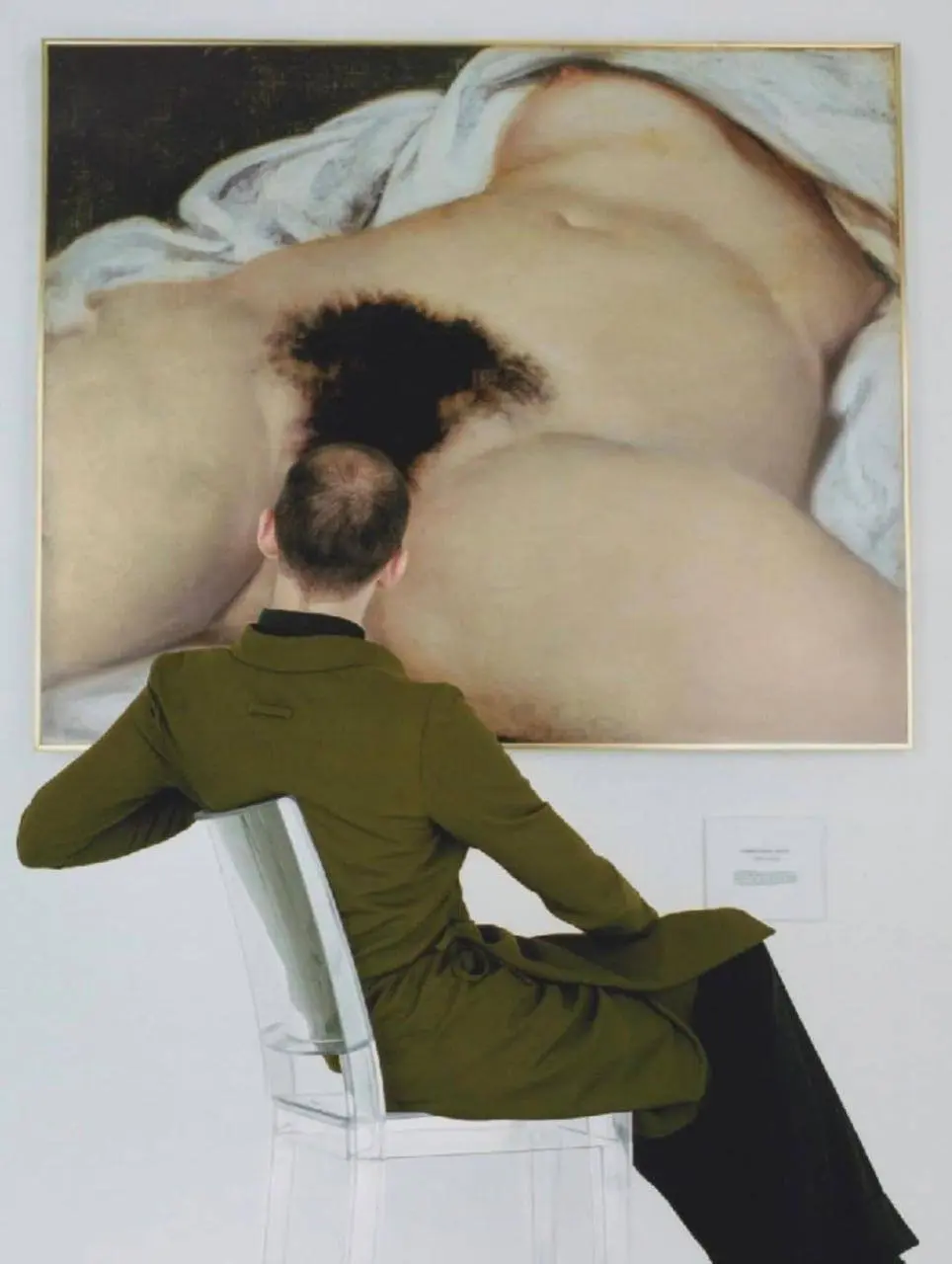 Слишком близко
Перед вами фотография Жан-Батиста Мондино “Человек перед картиной “Происхождение мира” Гюстава Курбе“ | Сетка — социальная сеть от hh.ru