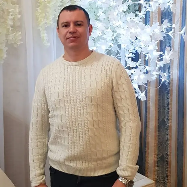 Радис Гайсин