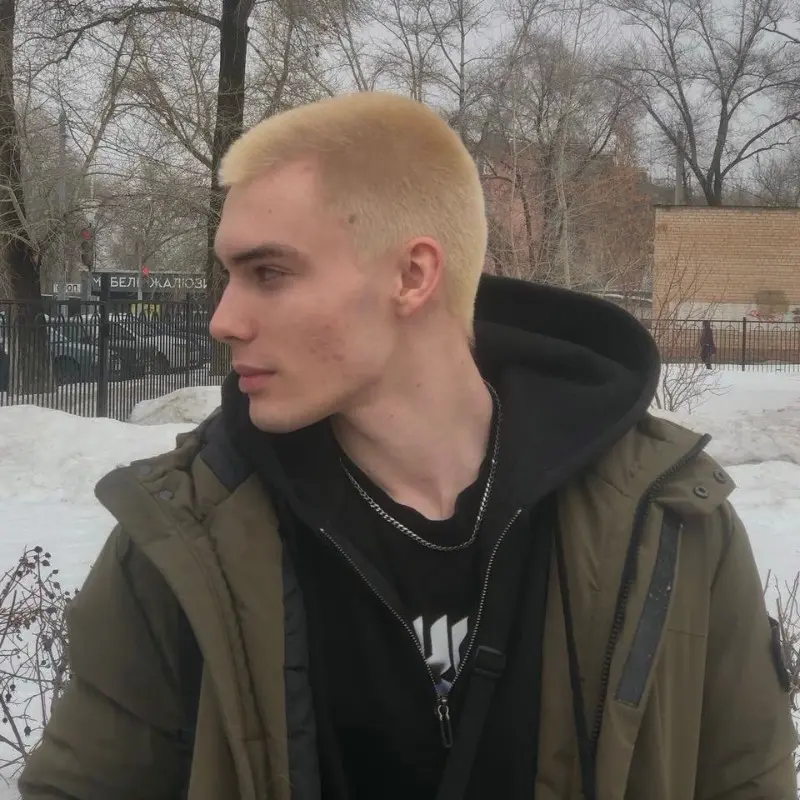 Максим Лысенко