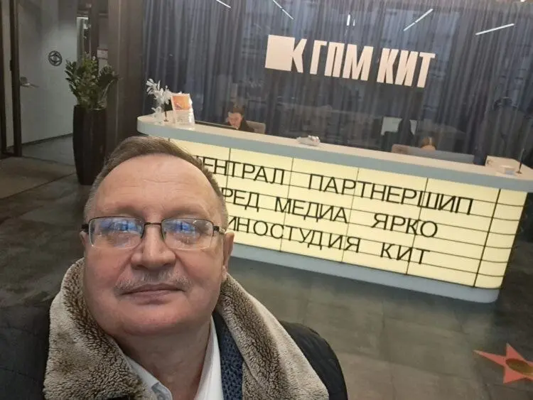 Бои ангелов или чему рад плагиат
World Russia
#Плагиат #Сценарий #авторство #ВладПисанов | Сетка — социальная сеть от hh.ru