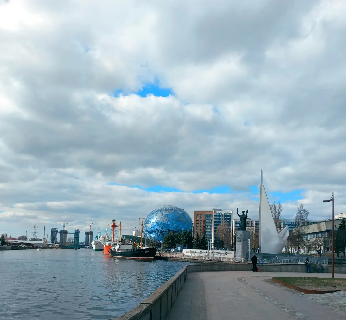 Калининград. Прогулка выходного дня 🫶 | Сетка — социальная сеть от hh.ru