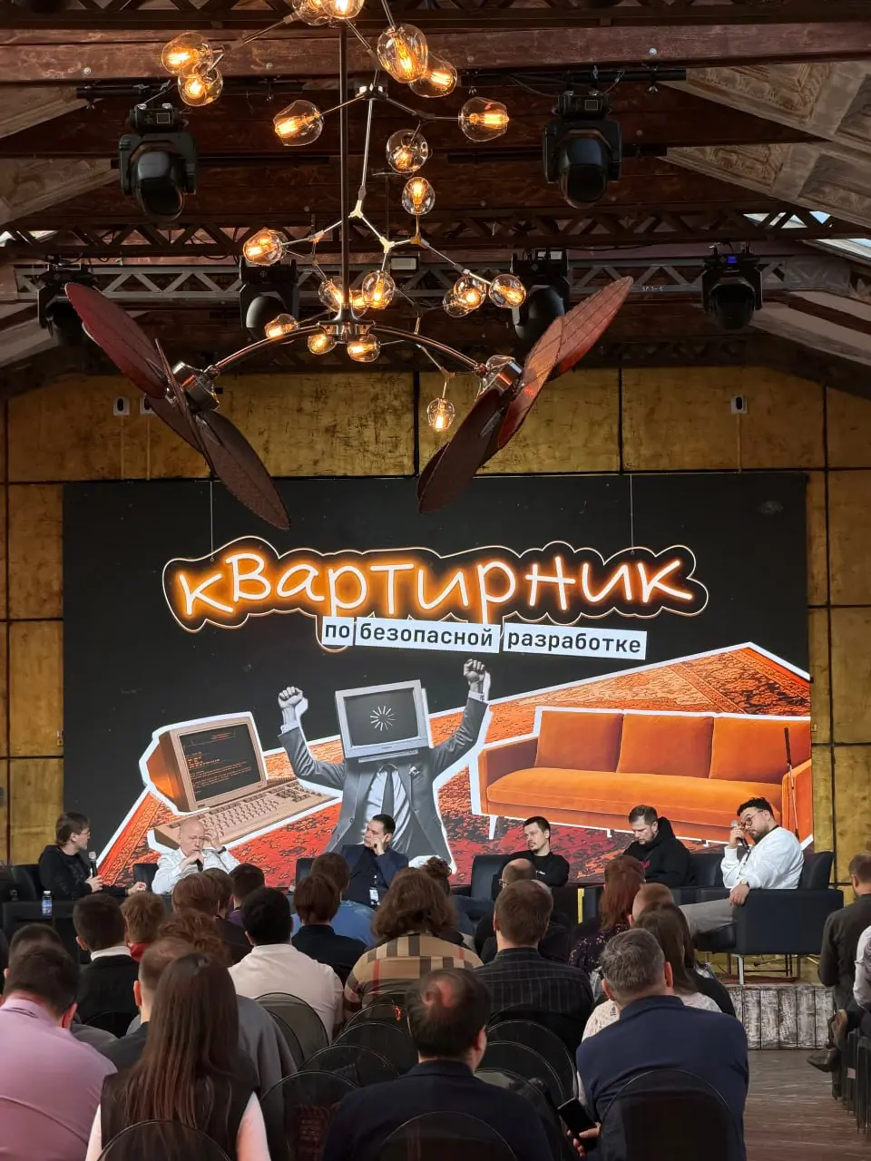 Дайджеста не будет (да, держитесь), но я все равно решил вам рассказать про две вещи | Сетка — социальная сеть от hh.ru