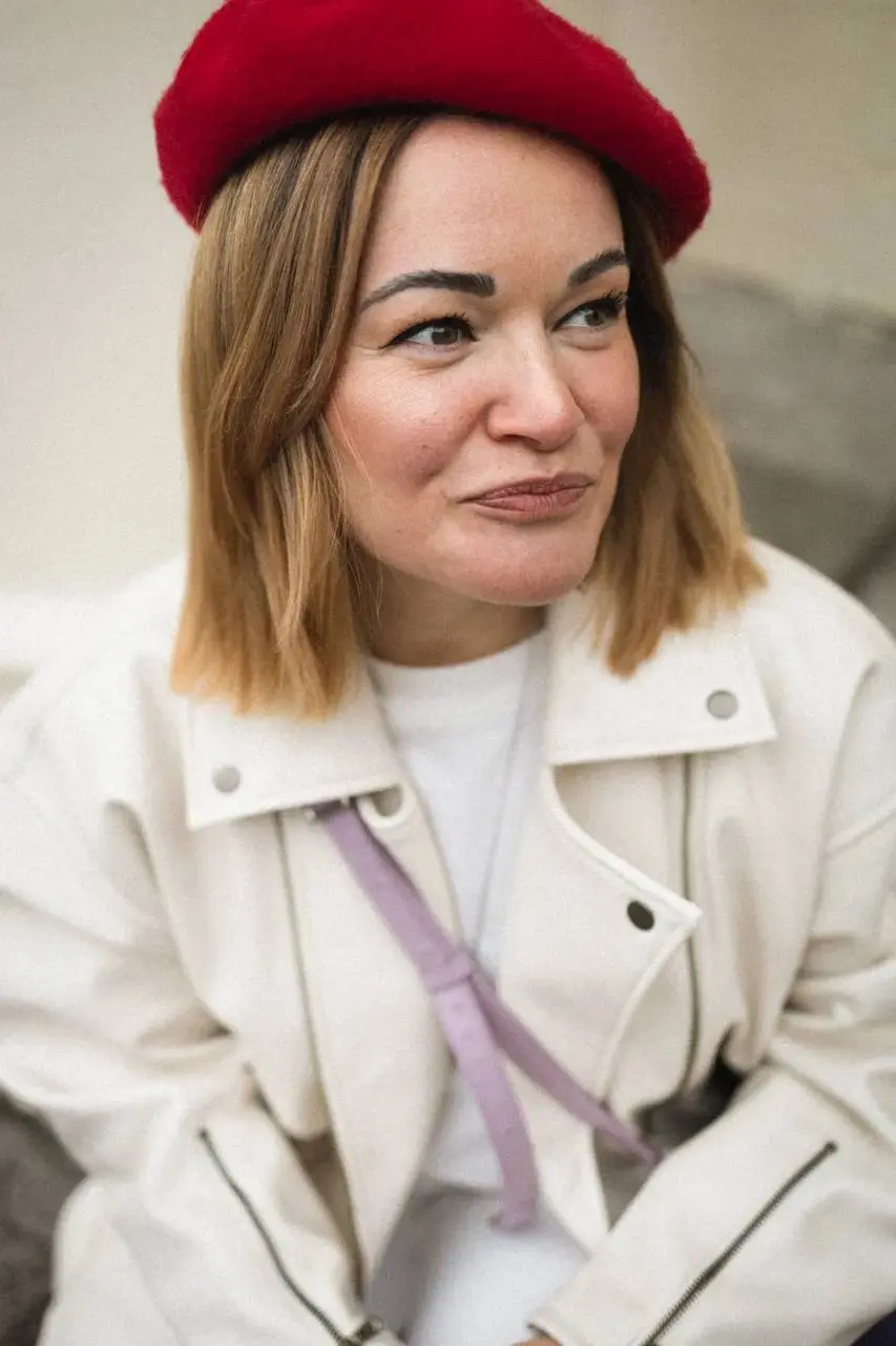 «Золото или мишура»: Как отличить настоящего эксперта от псевдо в 2026 году?
Мы оба работаем в сфере, где информация — главный актив | Сетка — социальная сеть от hh.ru