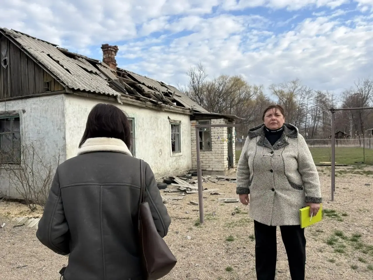 Последствия ночной атаки БПЛА в Станично-Луганском округе (ЛНР) | Сетка — социальная сеть от hh.ru