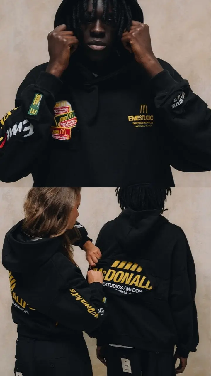McDonald’s x Eme Studios
В минувшие выходные один из магазинов streetwear-бренда Eme Studios в Мадриде буквально трансформировался в кухню McDonald’s в рамках коллаборации двух компаний | Сетка — социальная сеть от hh.ru