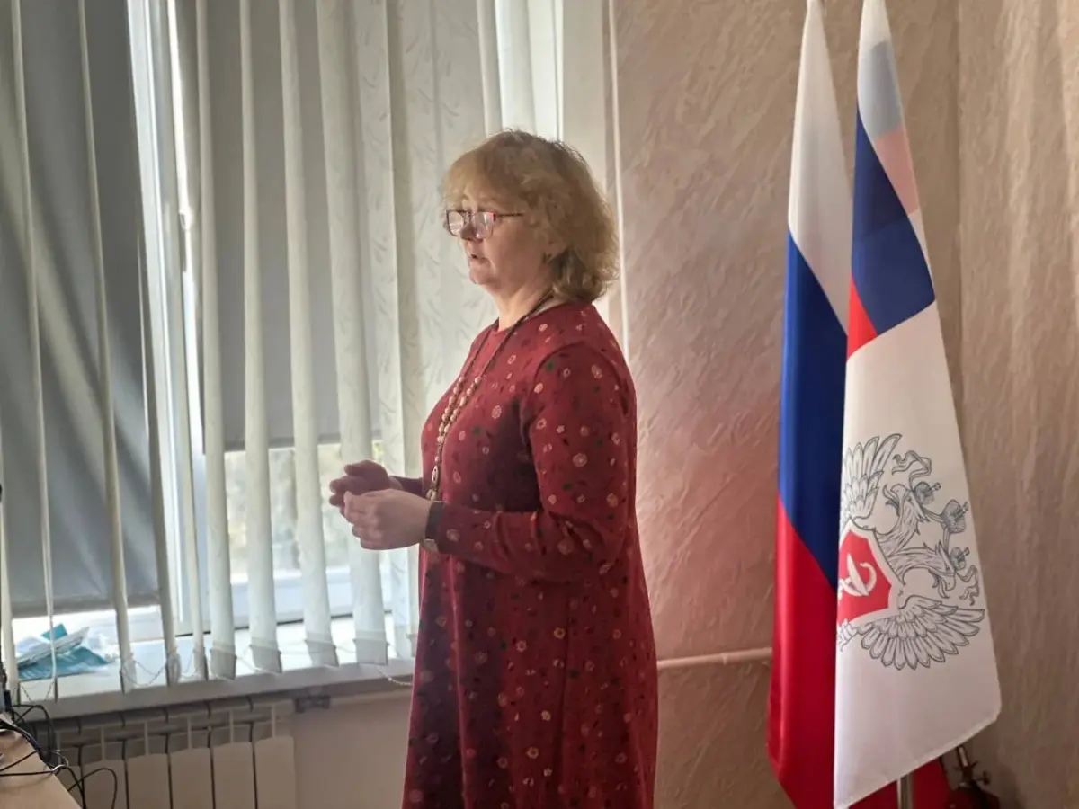 Мрак и шёпот - не всегда признаки чего-то не того
Снова в конференц-зале Шаховской больницы обучение для работников | Сетка — социальная сеть от hh.ru