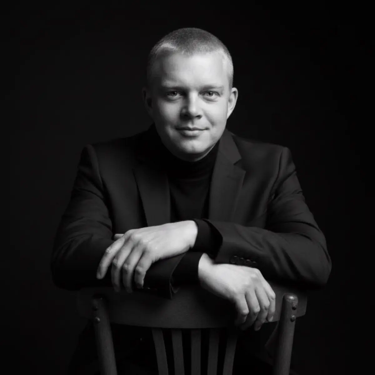 Александр Макаров