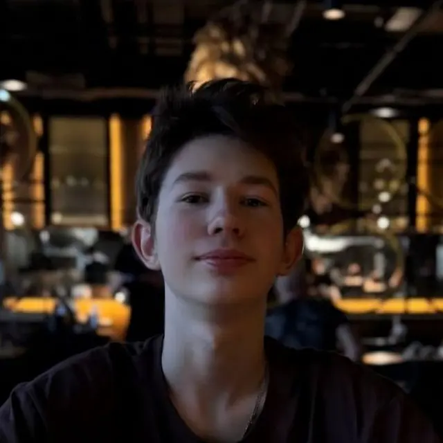 Никита Новосельцев | Сетка — социальная сеть от hh.ru