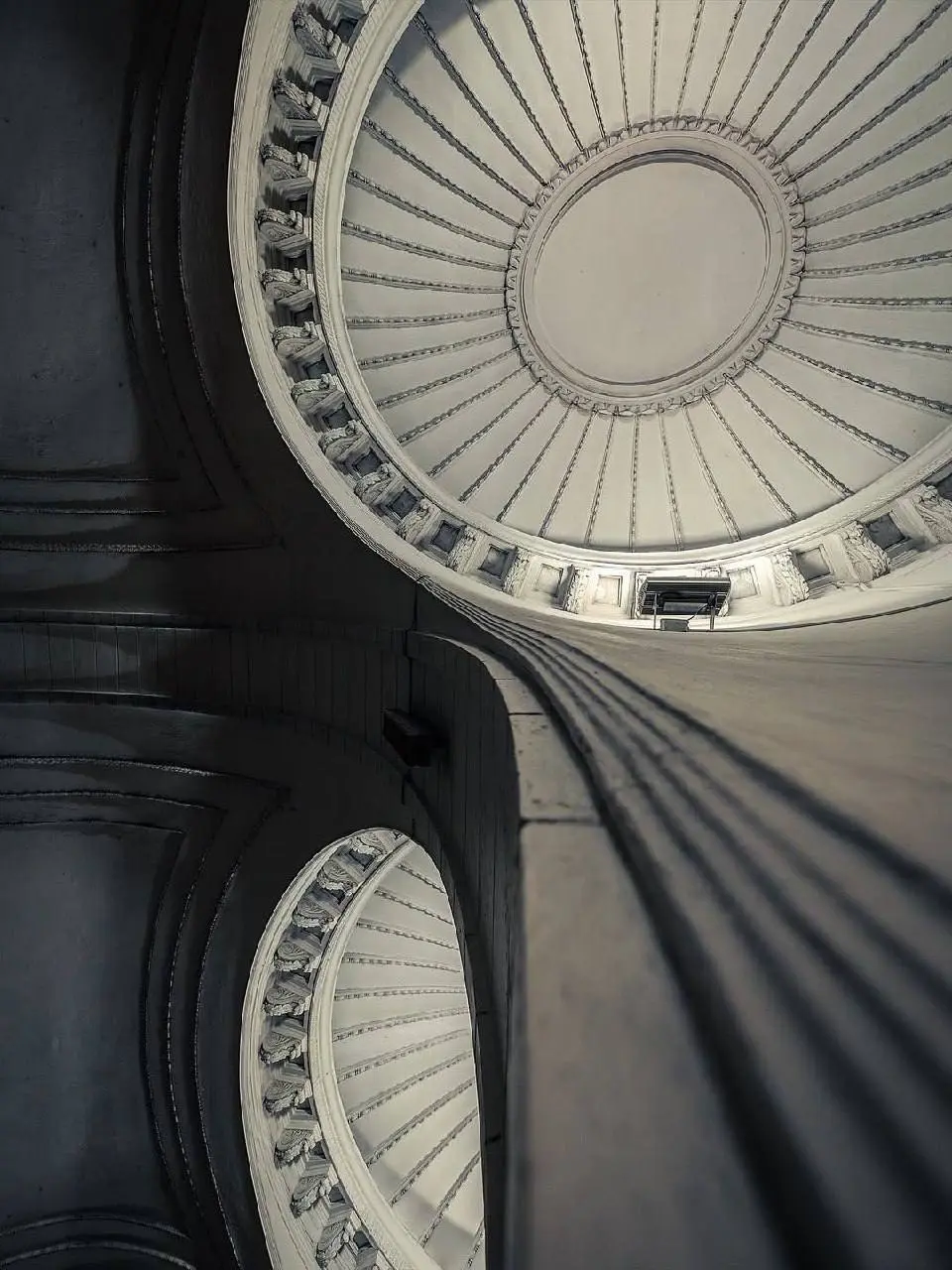 🚇Станция метро Сокол: архитектурный облик
📲Подпишитесь на Вдвижении
#бесплатно
В этом посте были ссылки, но мы их удалили по правилам Сетки | Сетка — социальная сеть от hh.ru