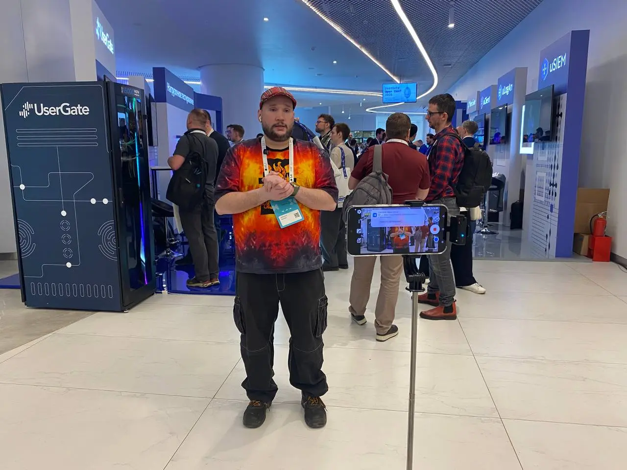 Сейчас будем говорить вот про эту стойку.
#UserGateOpenConf
| Розыгрыши: Boosty, TG, MAX |
| Telegram | VK | Сайт | MAX |
В этом посте были ссылки, но мы их удалили по правилам Сетки | Сетка — социальная сеть от hh.ru