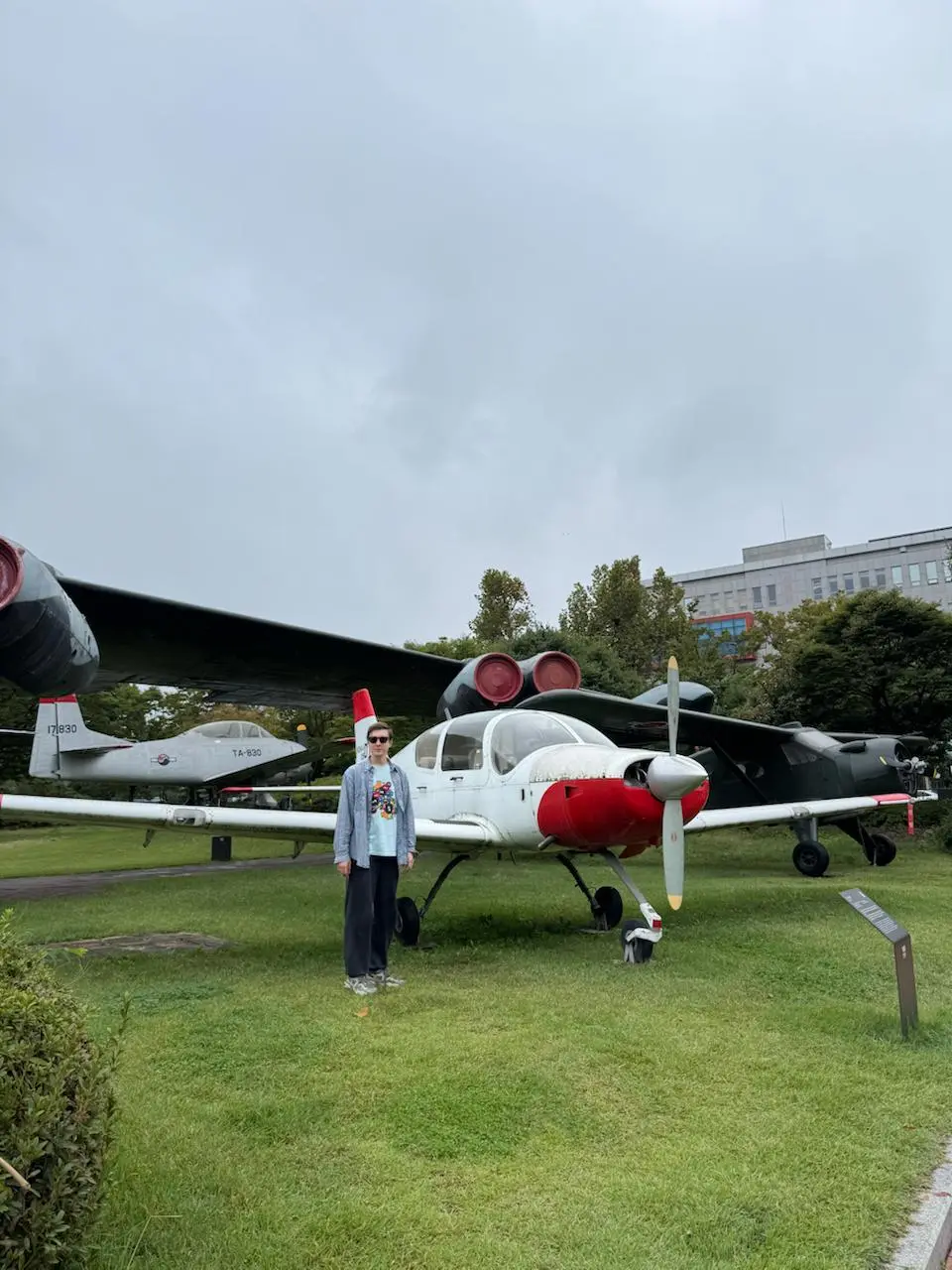 🇰🇷 Южная Корея, Сеул
Кто рано встаёт, у того был суперкомфортный азиатский перелёт с пивом и вкусностями | Сетка — социальная сеть от hh.ru