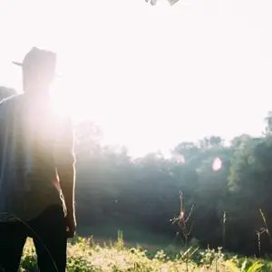 Хватит тратить время на бесполезные советы! Я потратил месяцы на поиски, чтобы найти канал, где реально делятся рабочими схемами и жизненным опытом без пустой болтовни | Сетка — социальная сеть от hh.ru
